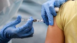 Un millón de personas se vacunarían contra el COVID-19 hasta abril